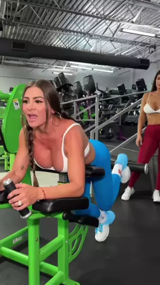 shanin blake ass &amp; candid ass at gym| Discover