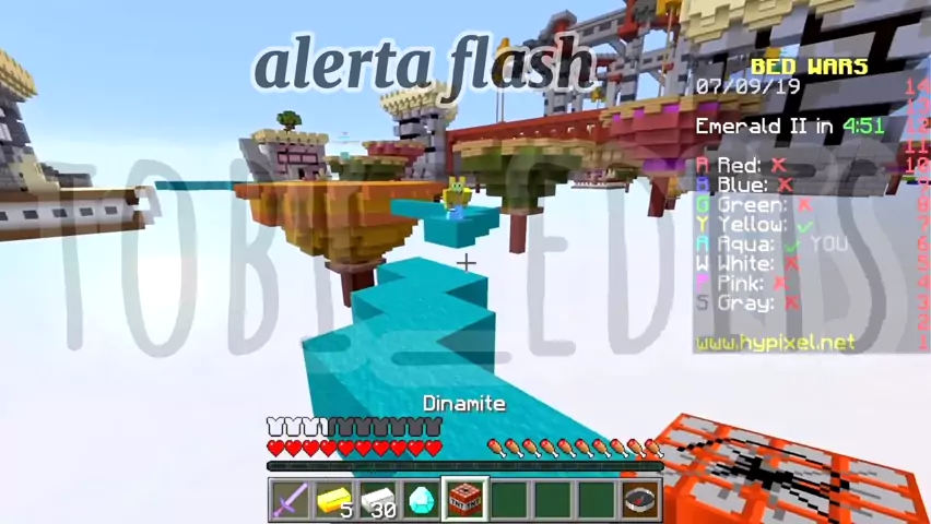 Julia Minegirl  DESAFIO ORIGINAL vs CÓPIA NO MINECRAFT!