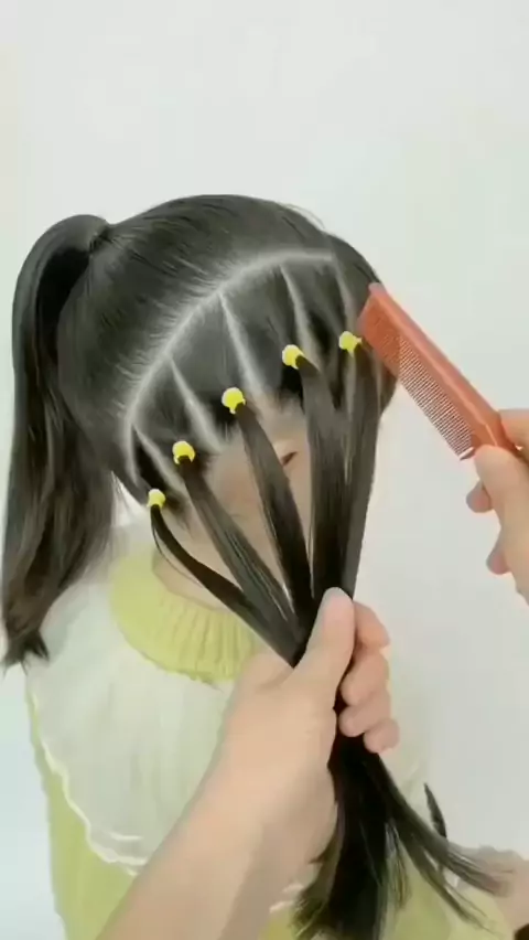 Penteado Infantil de Princesa com Coroa Trançada